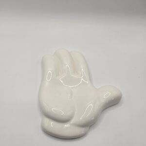 Disney SKL brand  Soap Trinket Dish White 6x5” EUC